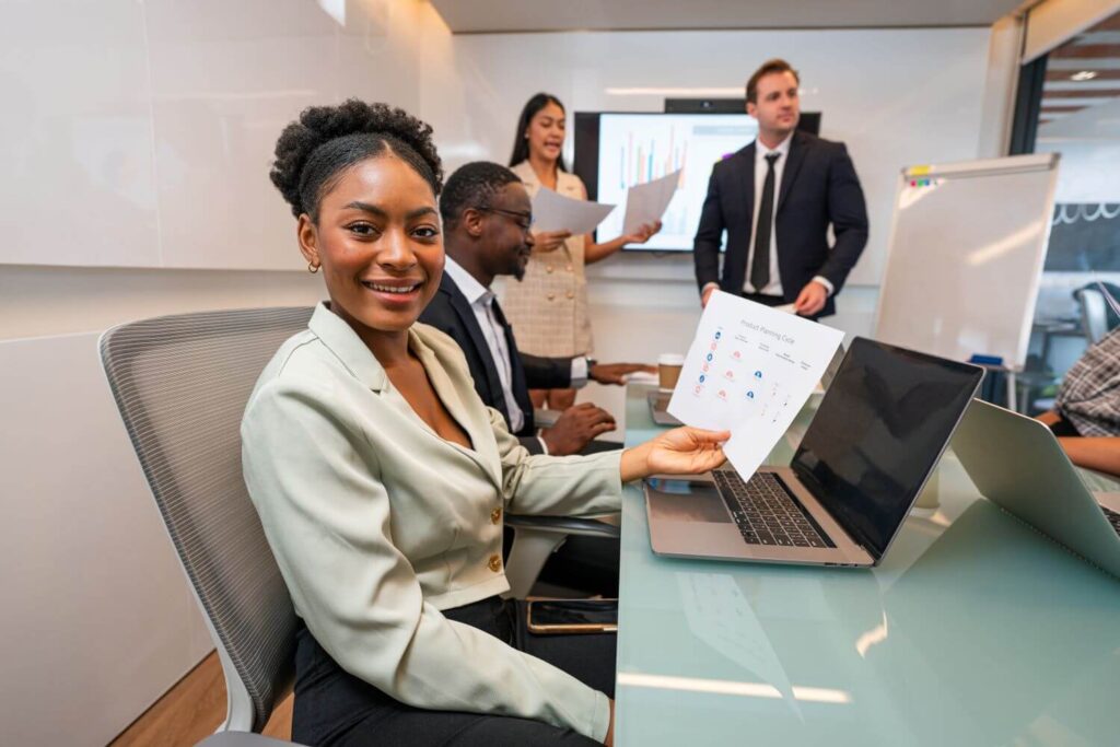 How does business banking work