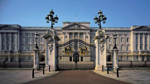 Top 50 landmarks in the UK: a journey through history and culture