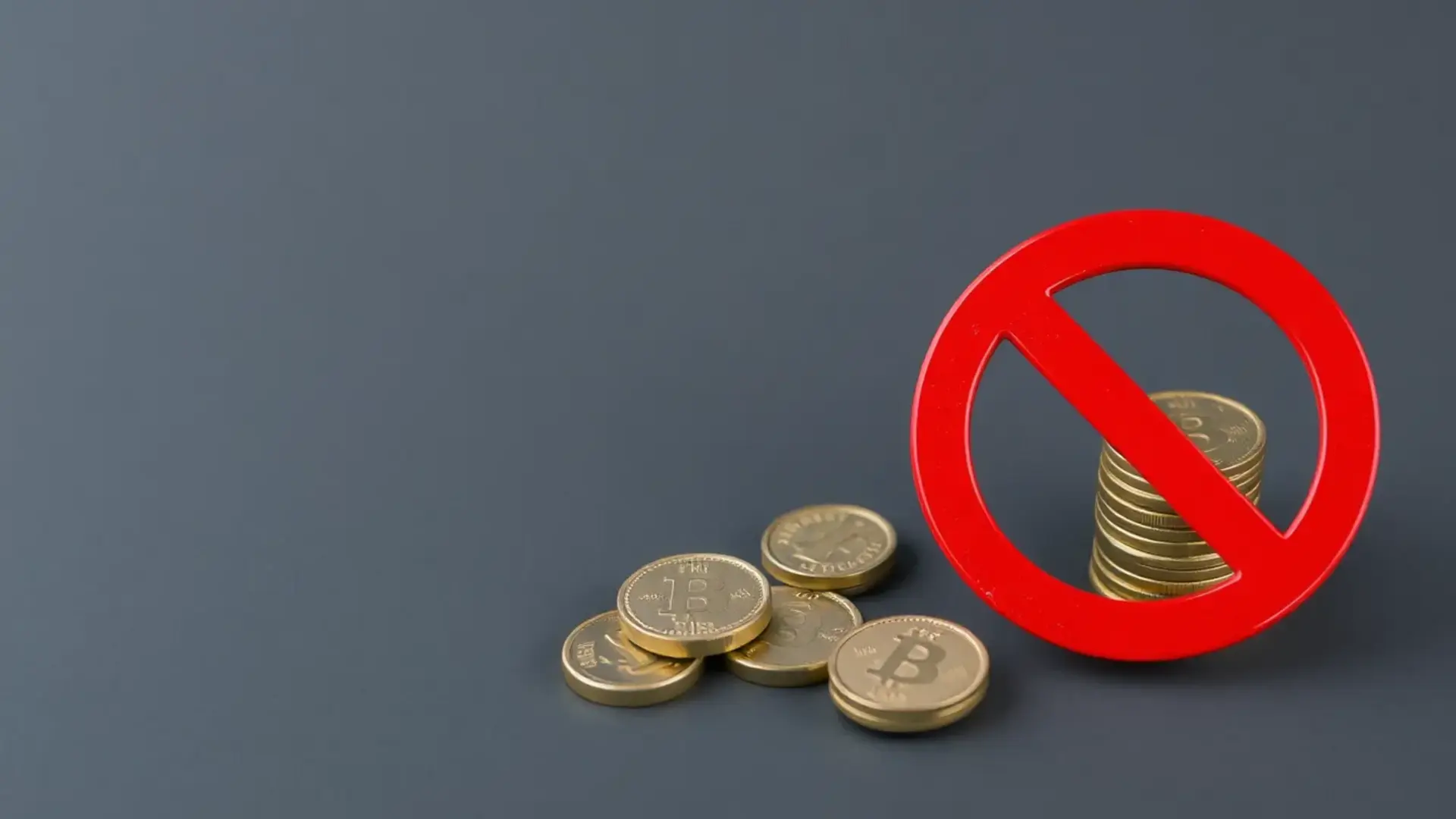 Should you leave money in a business account - Illustration